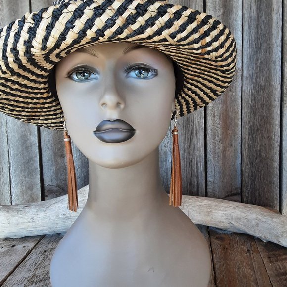 Handmade Leather Fringe Earrings - Picture 5 of 11